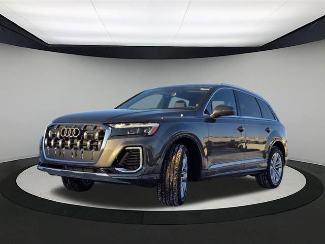 new 2025 Audi Q7 car, priced at $70,590