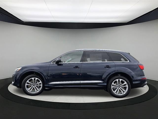 new 2025 Audi Q7 car, priced at $70,345