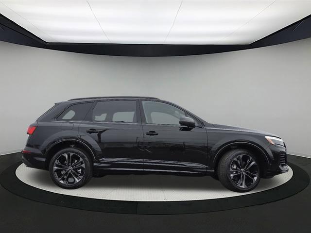 new 2025 Audi Q7 car, priced at $71,395