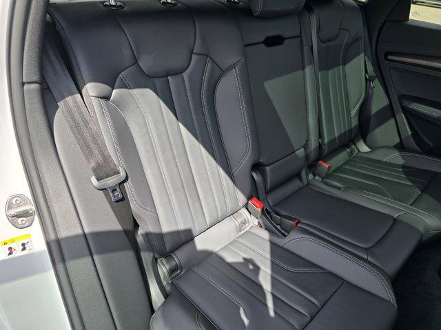 new 2025 Audi Q5 car, priced at $52,173