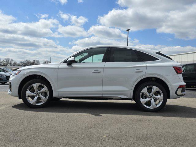 new 2025 Audi Q5 car, priced at $52,173