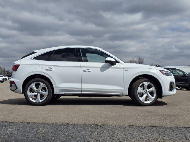 new 2025 Audi Q5 car, priced at $52,173