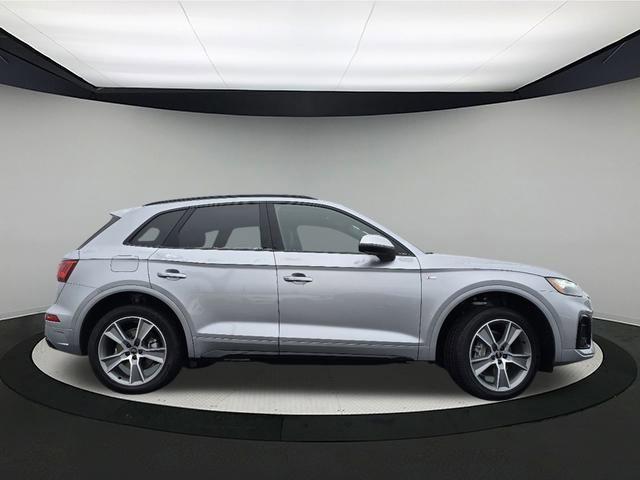 new 2025 Audi Q5 car, priced at $50,650