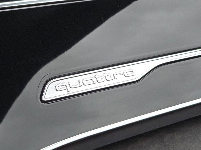 new 2025 Audi Q7 car, priced at $67,433