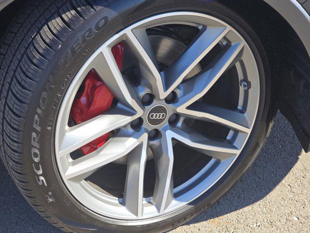 new 2026 Audi Q7 car, priced at $86,340