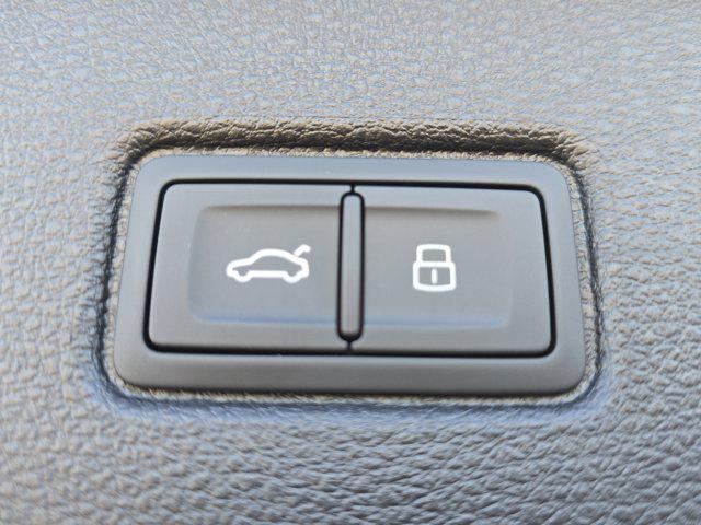 new 2026 Audi Q7 car, priced at $86,340