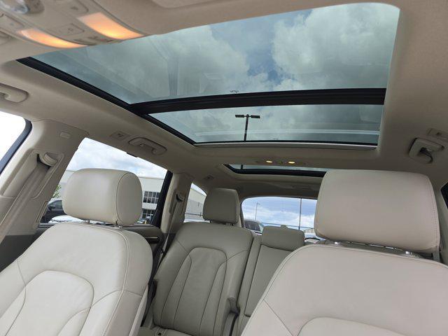 used 2014 Audi Q7 car, priced at $9,999