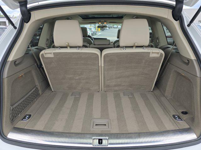 used 2014 Audi Q7 car, priced at $9,999