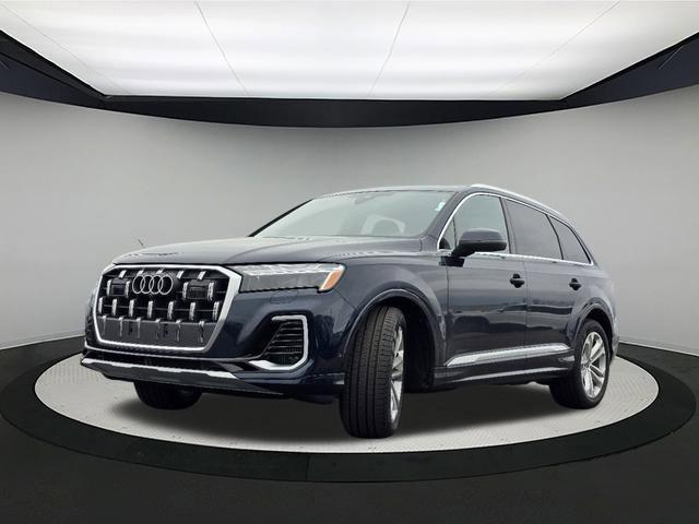 new 2025 Audi Q7 car, priced at $77,095