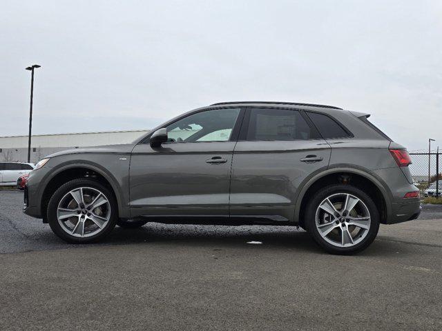 new 2025 Audi Q5 car, priced at $52,590