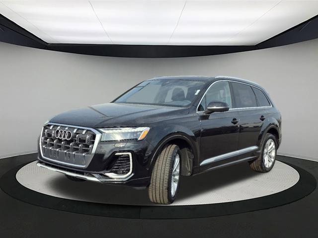 new 2025 Audi Q7 car, priced at $67,736