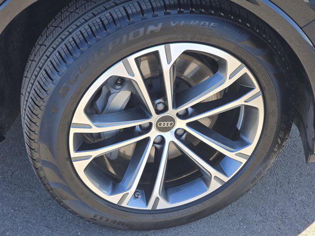 used 2025 Audi Q7 car, priced at $63,999