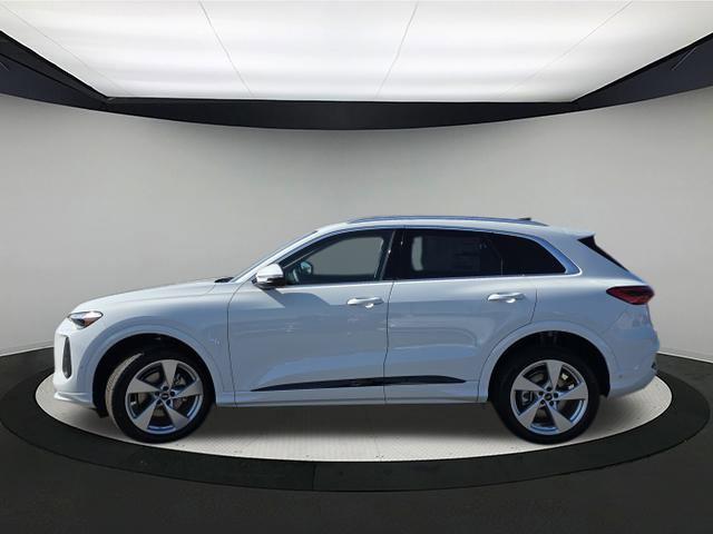 new 2025 Audi Q5 car, priced at $58,934