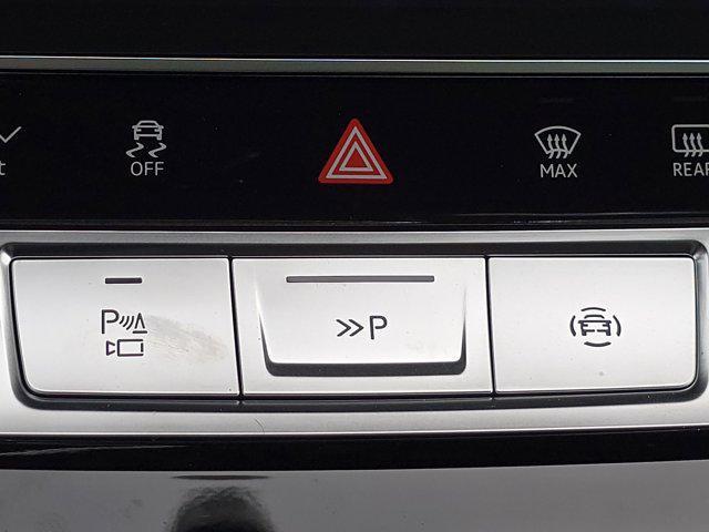 new 2025 Audi Q7 car, priced at $83,695