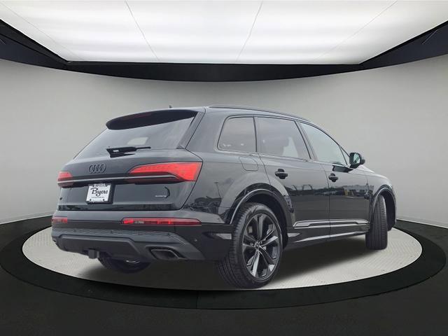 new 2025 Audi Q7 car, priced at $83,695