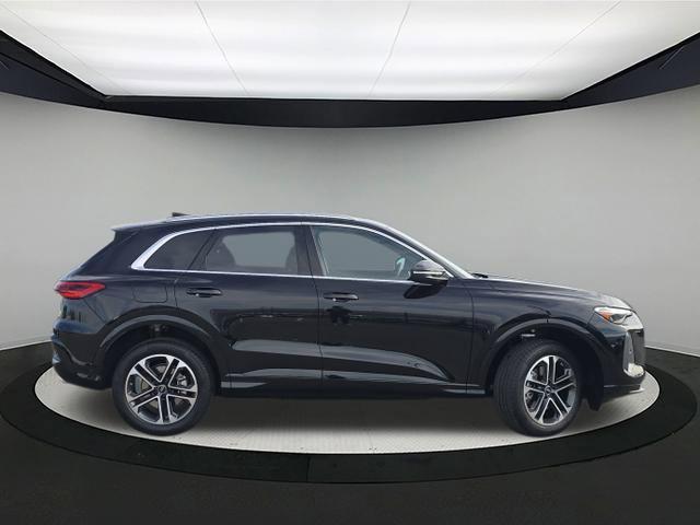 new 2025 Audi Q5 car, priced at $55,776