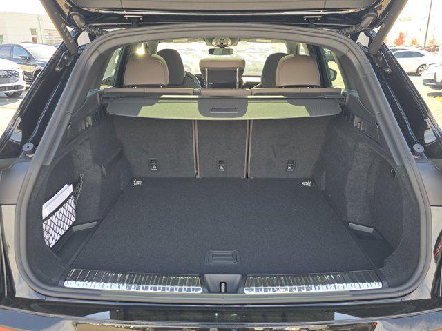 new 2025 Audi Q5 car, priced at $58,737