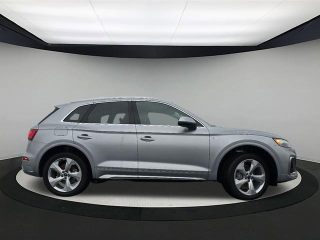 new 2025 Audi Q5 car, priced at $55,085