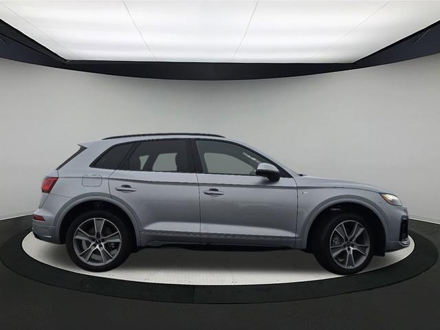 new 2025 Audi Q5 car, priced at $51,500