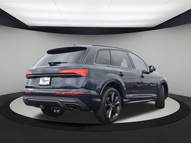 new 2025 Audi Q7 car, priced at $74,822