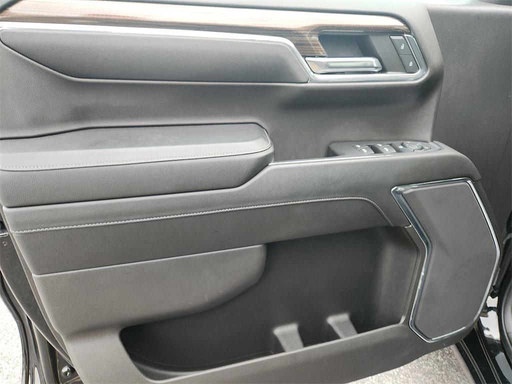 used 2024 Chevrolet Silverado 1500 car, priced at $45,902