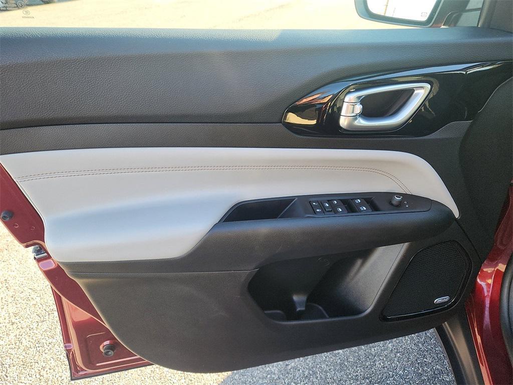 used 2022 Jeep Compass car, priced at $22,839