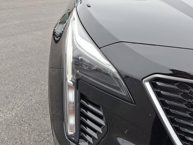 used 2019 Cadillac XT4 car, priced at $18,999