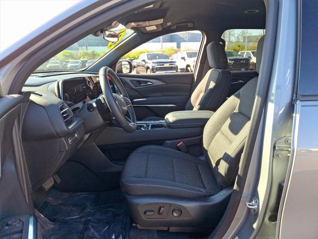 used 2024 Chevrolet Traverse car, priced at $44,014