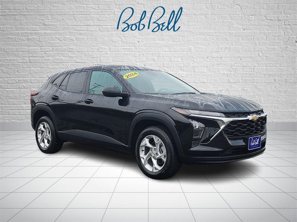 used 2024 Chevrolet Trax car, priced at $20,518