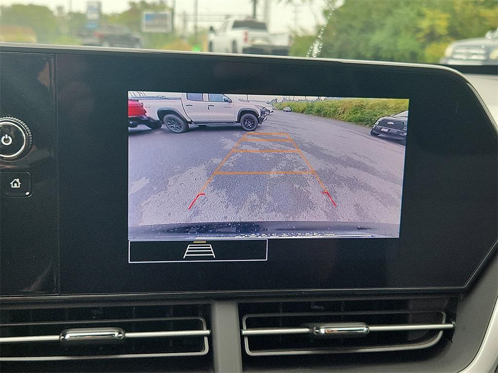 used 2024 Chevrolet Trax car, priced at $19,999