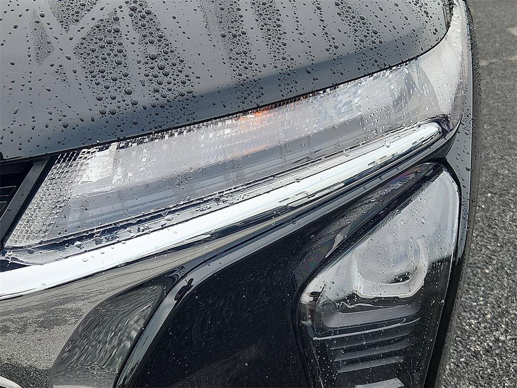 used 2024 Chevrolet Trax car, priced at $19,999