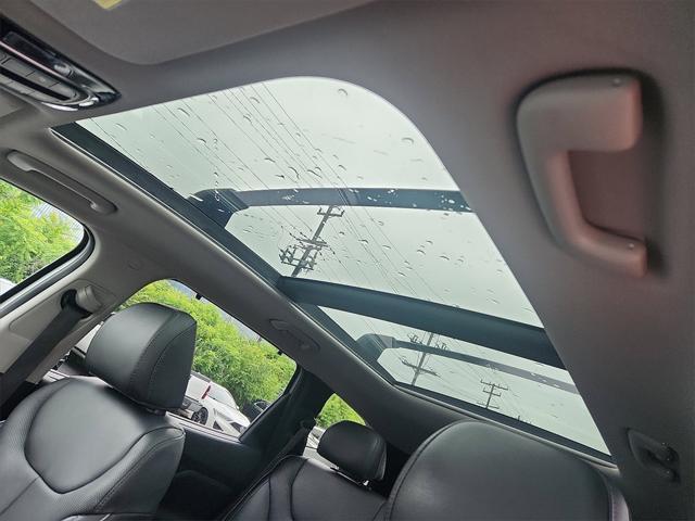 used 2022 Hyundai Santa Fe car, priced at $25,888