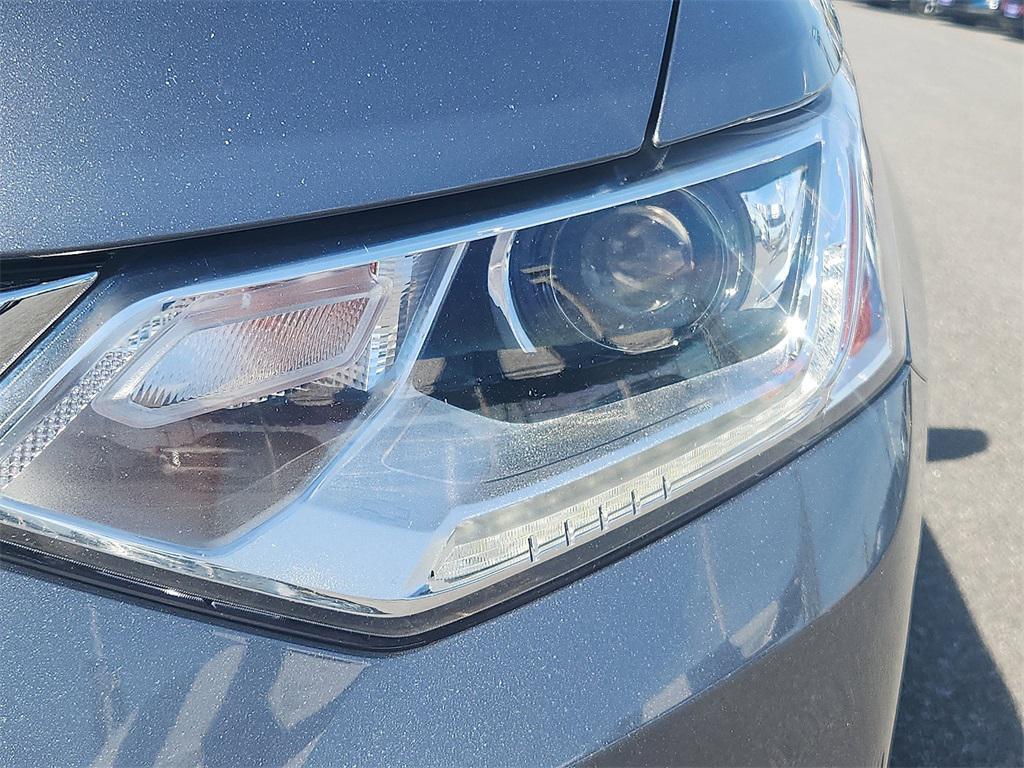 used 2020 Chevrolet Traverse car, priced at $15,798