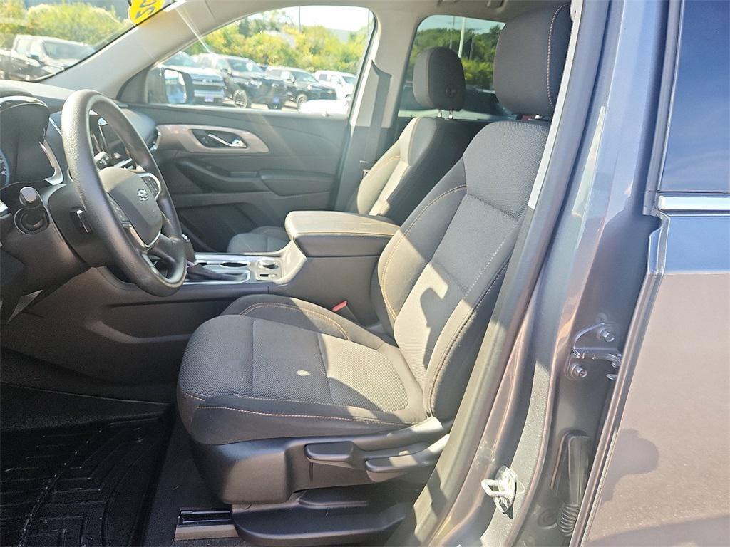 used 2020 Chevrolet Traverse car, priced at $15,798