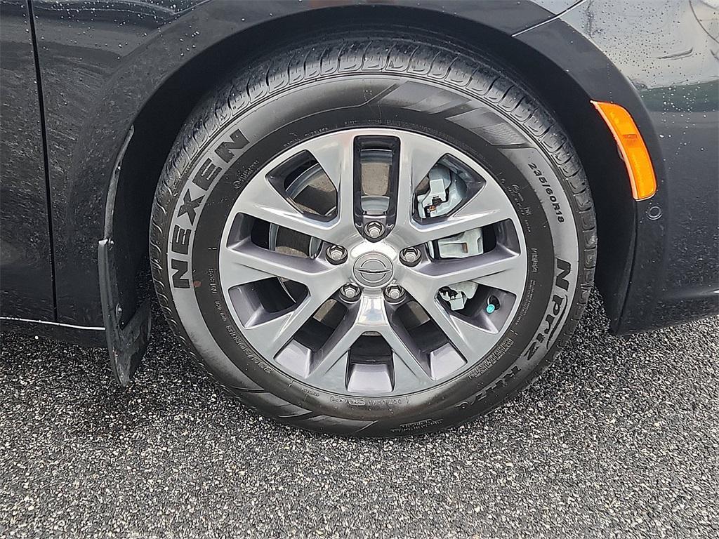 used 2023 Chrysler Pacifica car, priced at $34,900