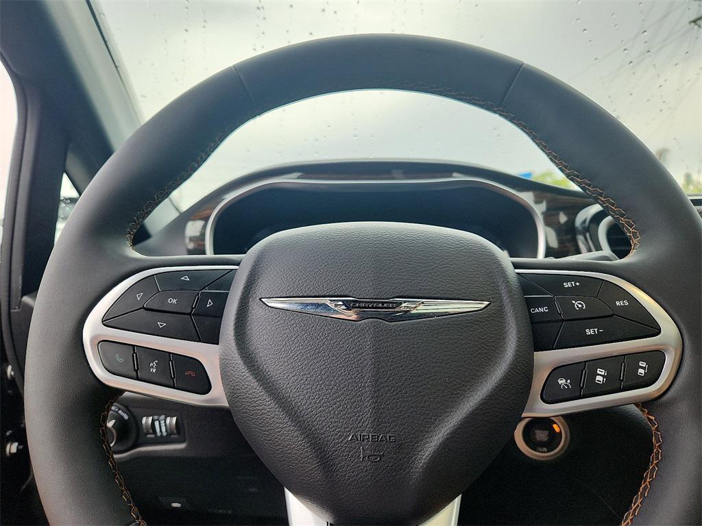 used 2023 Chrysler Pacifica car, priced at $34,900