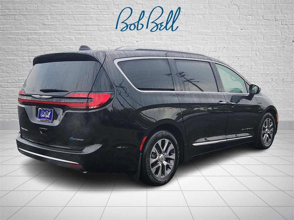 used 2023 Chrysler Pacifica car, priced at $34,900