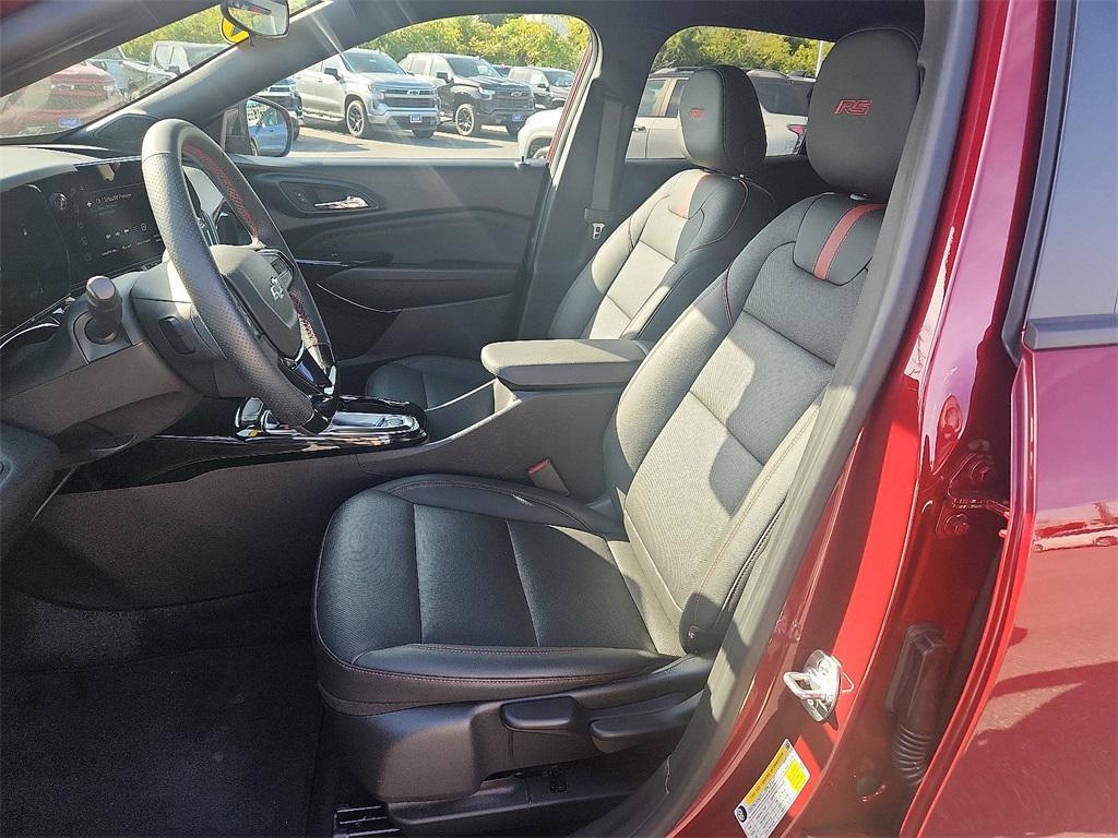 used 2025 Chevrolet Trax car, priced at $23,531