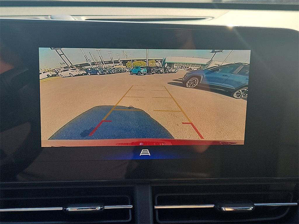 used 2025 Chevrolet Trax car, priced at $23,531