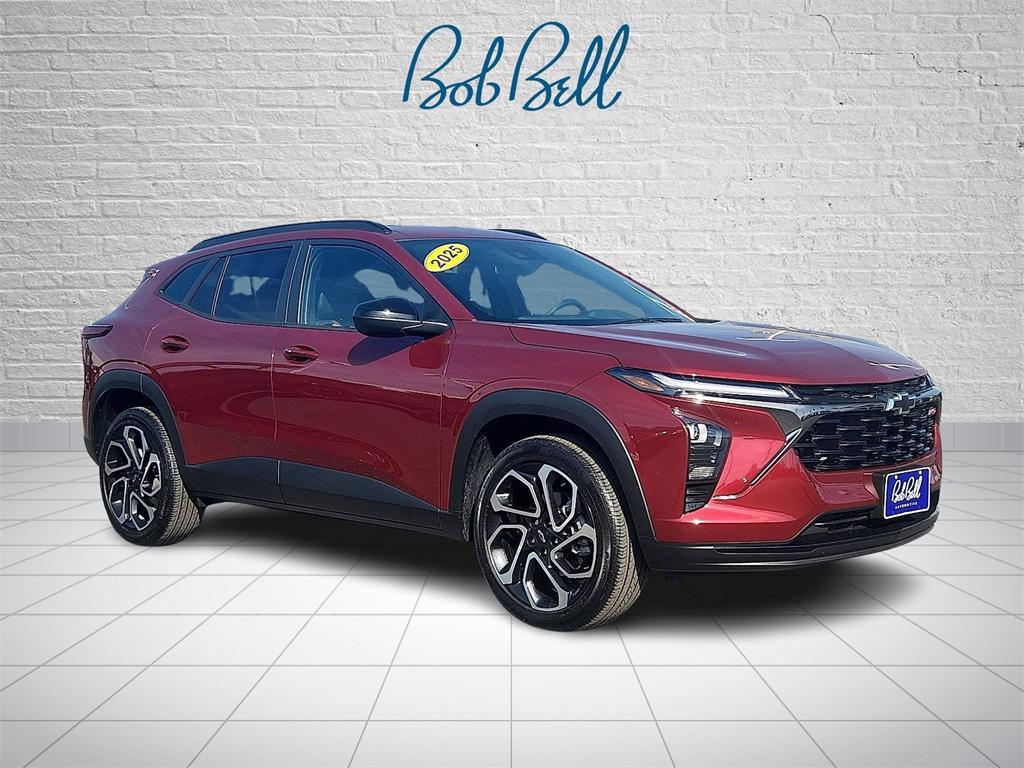 used 2025 Chevrolet Trax car, priced at $23,531