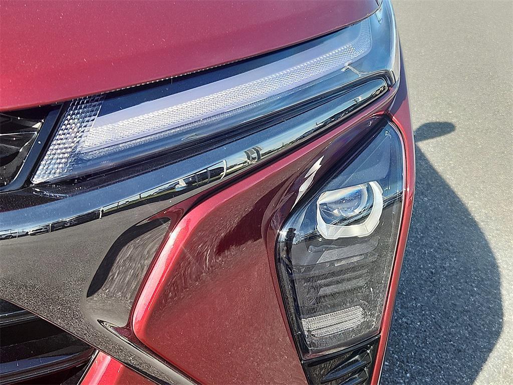 used 2025 Chevrolet Trax car, priced at $23,531