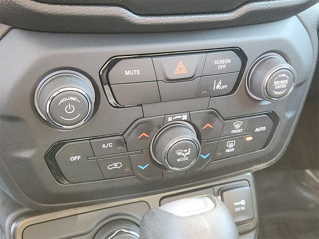 used 2022 Jeep Renegade car, priced at $19,999