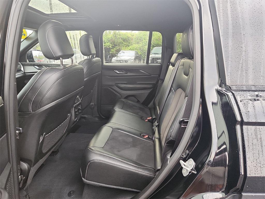 used 2023 Jeep Grand Cherokee car, priced at $30,075