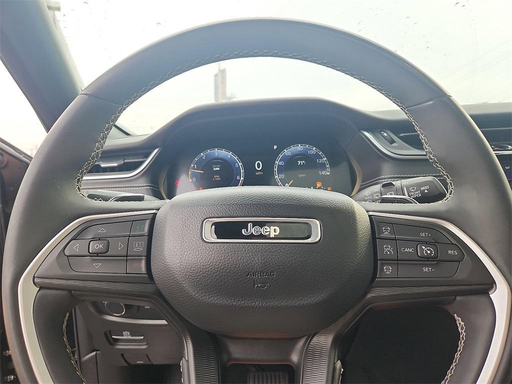 used 2023 Jeep Grand Cherokee car, priced at $30,075