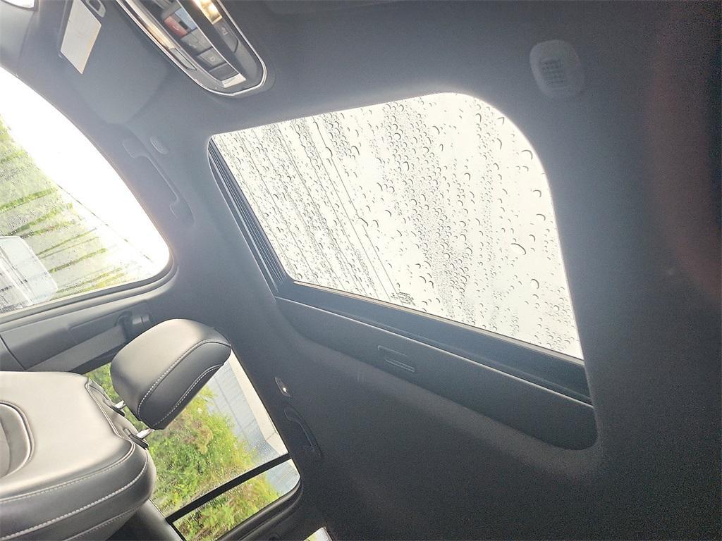 used 2023 Jeep Grand Cherokee car, priced at $30,075