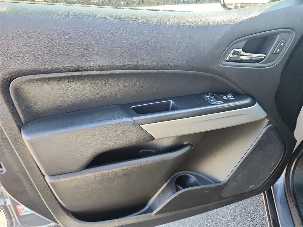 used 2022 Chevrolet Colorado car, priced at $19,998
