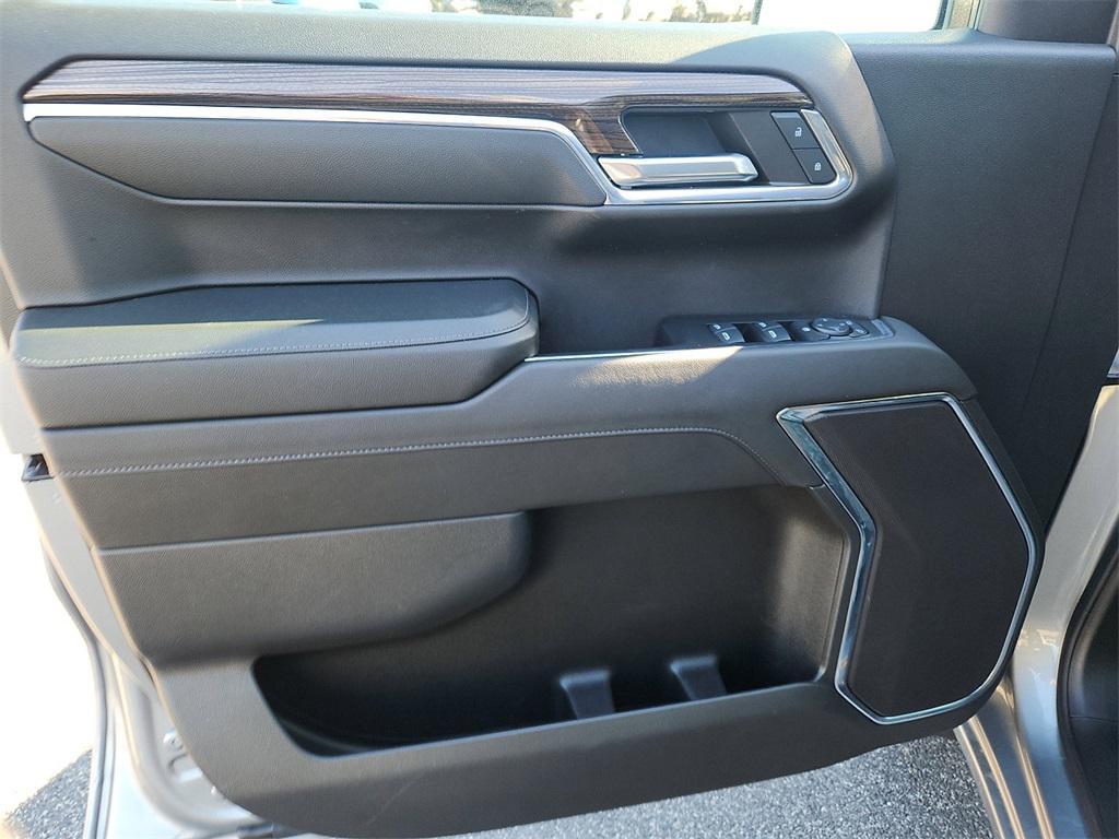 used 2024 Chevrolet Silverado 1500 car, priced at $38,948