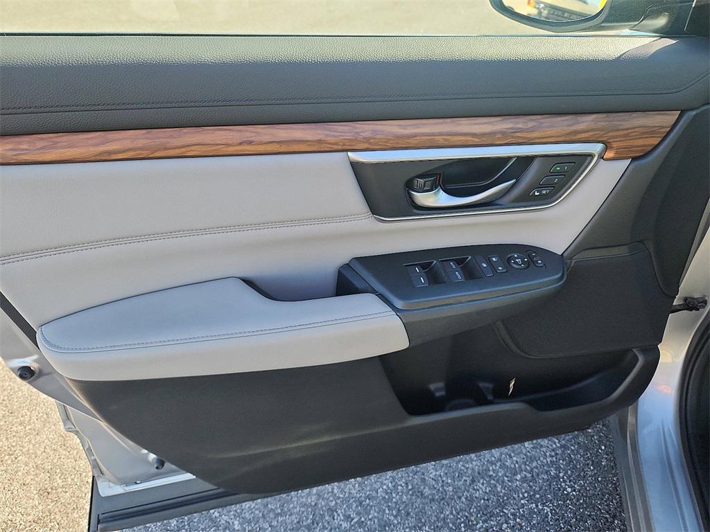 used 2021 Honda CR-V car, priced at $25,200