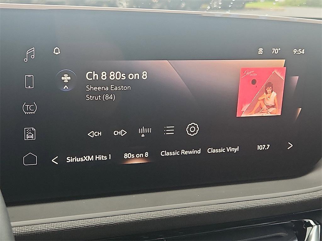 used 2024 Buick Envista car, priced at $26,331