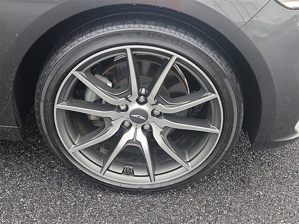 used 2022 Genesis G70 car, priced at $28,138